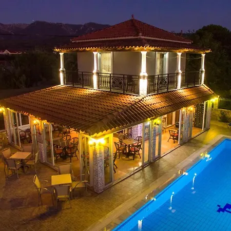 Makis Roda (Corfu)